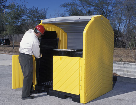 Simply remove ramp from stored position and place in front of drum storage compartment